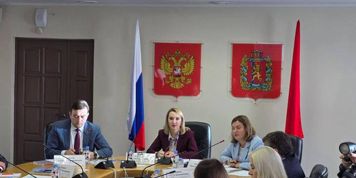 Окружное совещание по актуальным вопросам обеспечения устойчивости региональных систем капитального ремонта