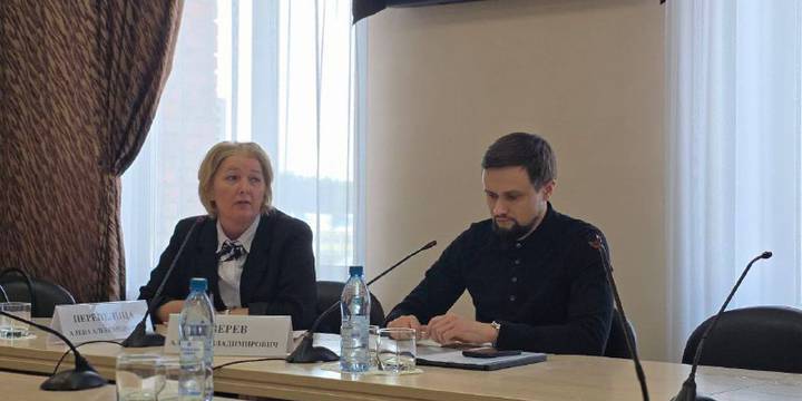 В Лесосибирске прошло выездное совещание по капремонту