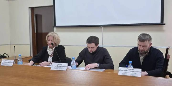 В Канске и Заозерном прошли совещания по капремонту