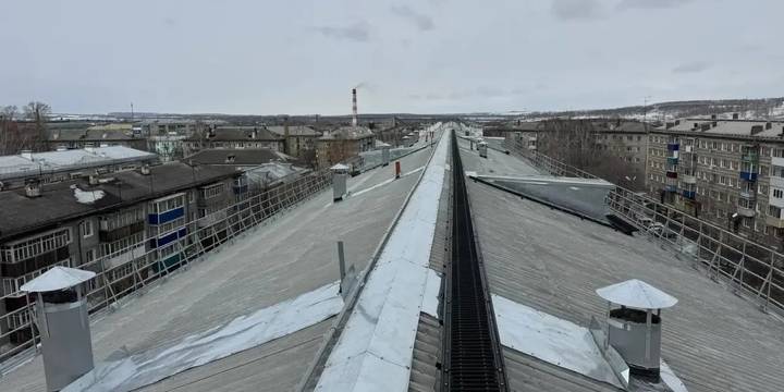 В Иланском по адресу ул. Лекомских, 9 завершился капитальный ремонт крыши.